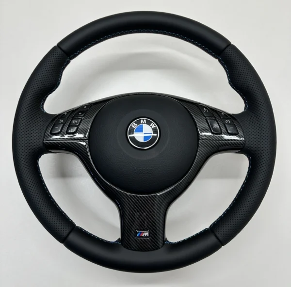 bmw-e39-e46-e53-m-sport-steering-wheel-carbon-02 bmw e39 e46 e53 m sport steering wheel perforated leather carbon trim middle view