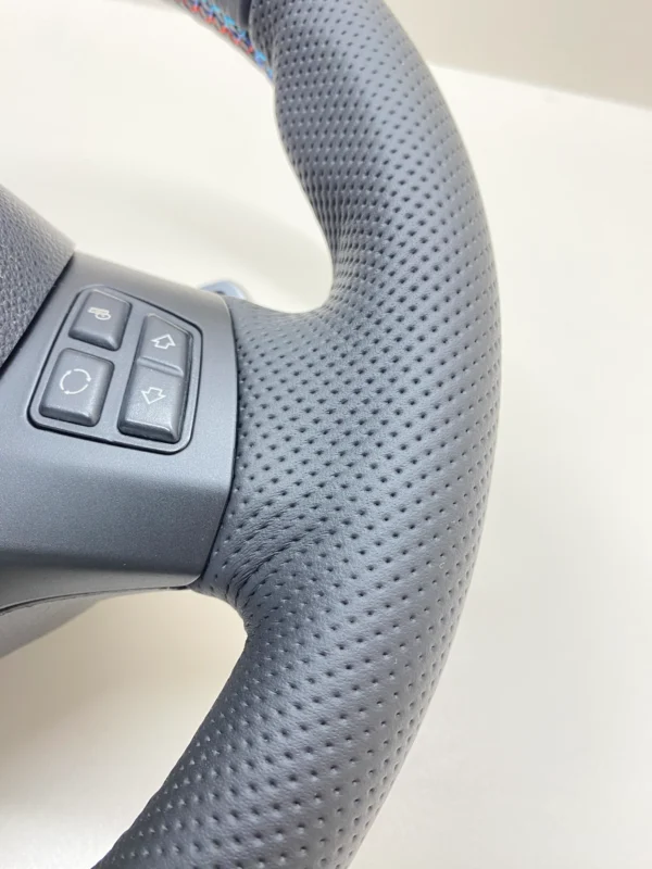 bmw e88 e90 e92 m sport steering wheel lci shifters red stripe right side leather view